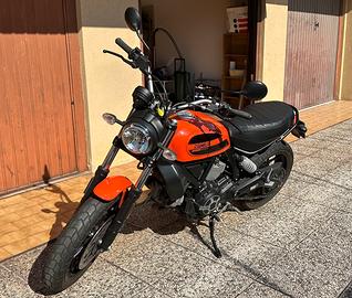 Ducati scrambler sixty2 400