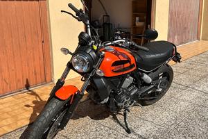 Ducati scrambler sixty2 400