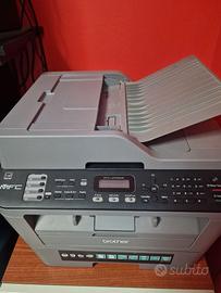 DUE STAMPANTI LASER COLORI/BN