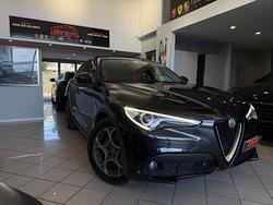 Alfa Romeo Stelvio 2.2 Turbodiesel 150 CV AT8 RWD 