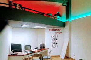 Locale Commerciale con vetrina