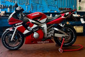 Yamaha R6 2001
