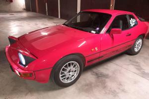 Porsche 924