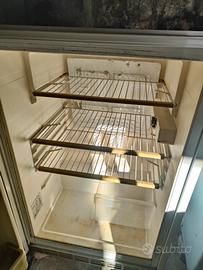 lascio gratuitamente frigorifero da incasso 