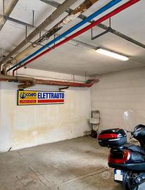 Posto moto in garage