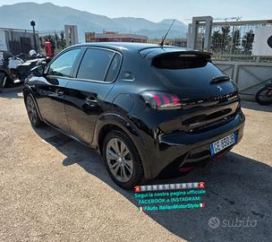 Peugeot 208 motore elettrico 136 CV 5 porte Active