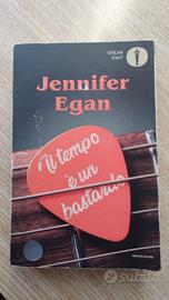 Il tempo è un bastard0 - Jennifer Egan libro