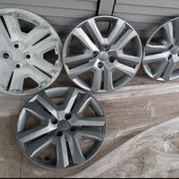 4 coppe ruota Dacia Jogger/Sandero 16"