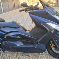 Yamaha T-max 2011