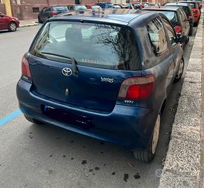 Toyota Yaris 2001