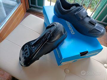 Scarpe ciclismo pianta on sale stretta