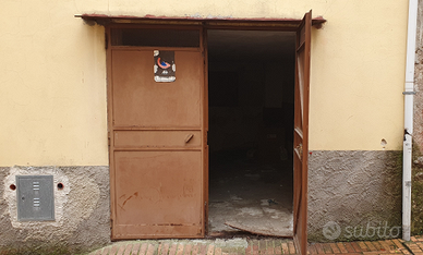Garage Giffoni valle piana centro, 22 mq