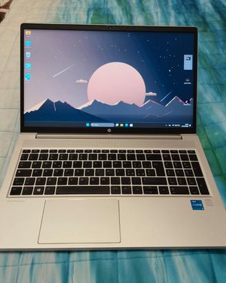 HP Probook 450G8,i5-11th,SSD 512,RAM 16gb,15.6”FHD