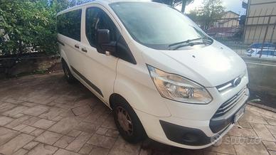 Ford Transit Custom 9 posti
