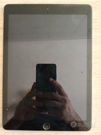 iPad Apple da testare ricambi con scatola box