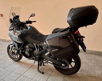 Honda NT1100 DCT Travel - Pari al nuovo (2023)