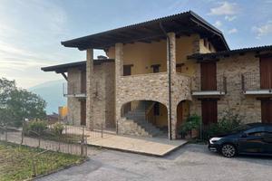 Appartamento di 80 m² con 3 locali e box auto dopp