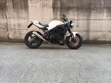 Speed Triple 1050 anno 2009