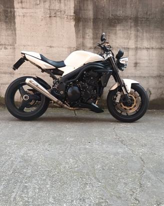 Speed Triple 1050 anno 2009