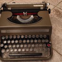 Olivetti Studio 42 macchina da scrivere