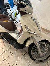 Beverly ie 125cc anno 2010