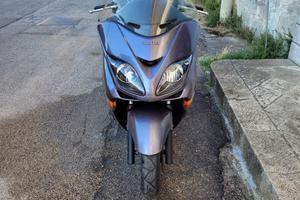 Scooter Honda forza 250