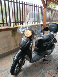 Aprilia scarabeo 200