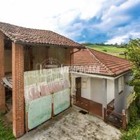 CASA INDIPENDENTE CON BOX E TERRENO