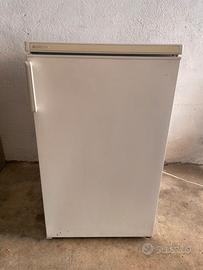 Frigorifero piccolo con congelatore ARISTON