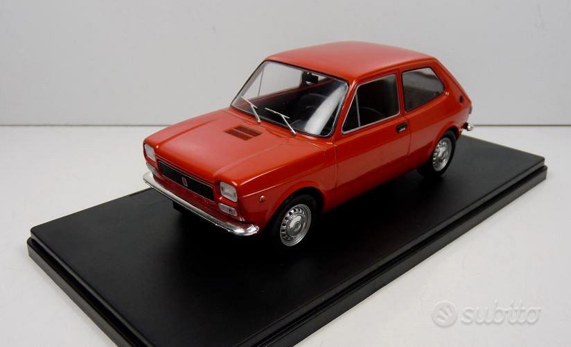 Modello auto fiat 127 rossa no burago - Collezionismo In vendita a Milano