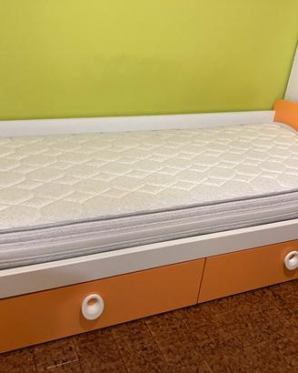 Letto singolo con materasso