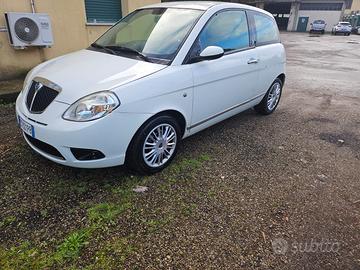 LANCiA YPSILON  1.2 benzina
