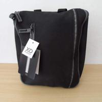 Wash Bag The City- Nuova mai usata, colore nero