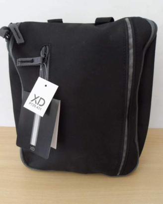Wash Bag The City- Nuova mai usata, colore nero