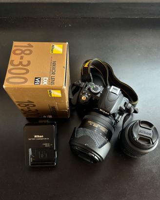 Nikon D3100 + 18-300 (venduto separatamente)