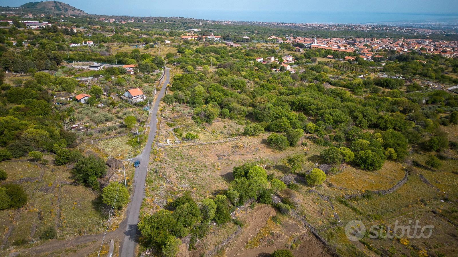 Terreno Agricolo 3.900 mq a Belpasso - Vista 4