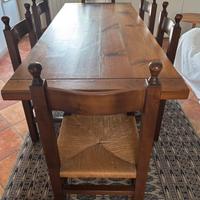 Tavolo e 6 sedie in legno massello