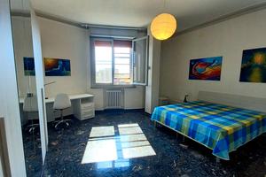 1 camera matrimoniale e 1 camera singola in centro