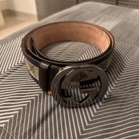 Cintura Gucci monogram con fibbia GG