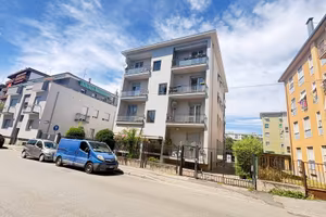 Appartamento di 102 m² con box auto a Monza