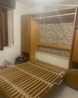 letto a scomparsa  con tavolo e armadio