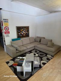 Divano angolare con chaise longue