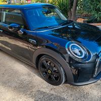 mini se full optional