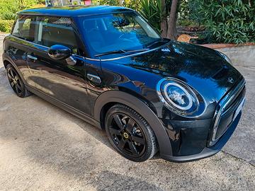 mini se full optional