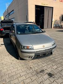 Ricambi Fiat Punto 1.2 ELX 5P Anno 2002