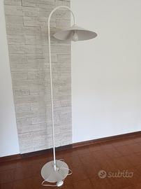 Lampada piantana CHAPEAU