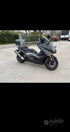 Yamah tmax 530