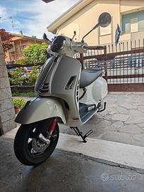 Vespa GTS 300 Super