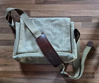 Tracolla Messenger Brooks Barbican