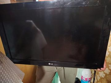 Tv lg sharp e grunding